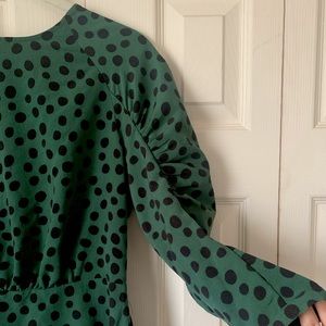 Puff sleeve mini dress NWT